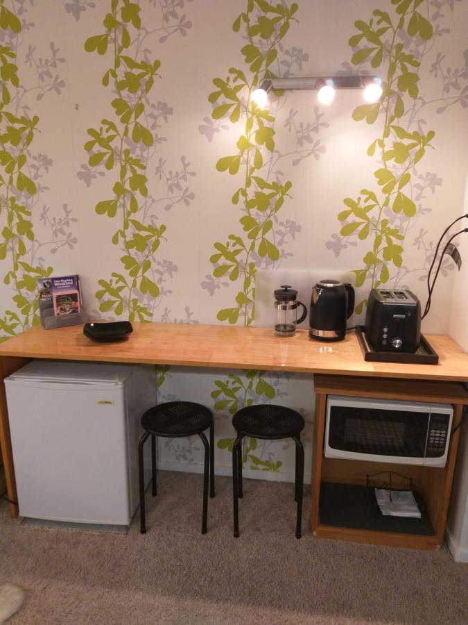 Graystone B & B Hamilton Luaran gambar