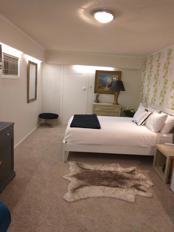 Graystone B & B Hamilton Luaran gambar